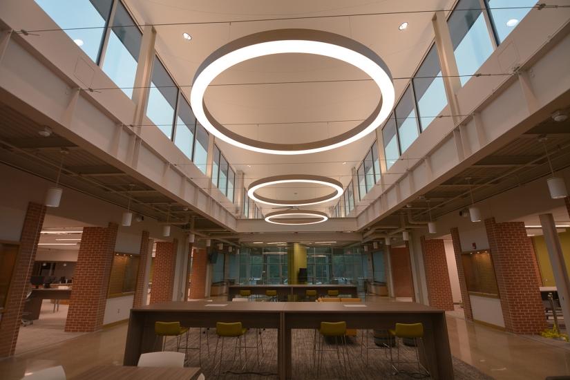 Founders Hall – Wide view of the Atrium and Student Collaboration Space