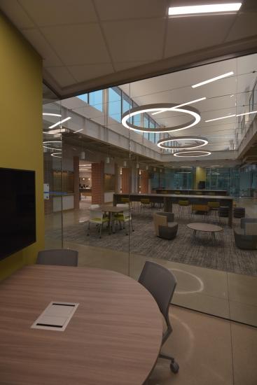 Founders Hall – View of Atrium and Student Collaboration Space from a private, group study room