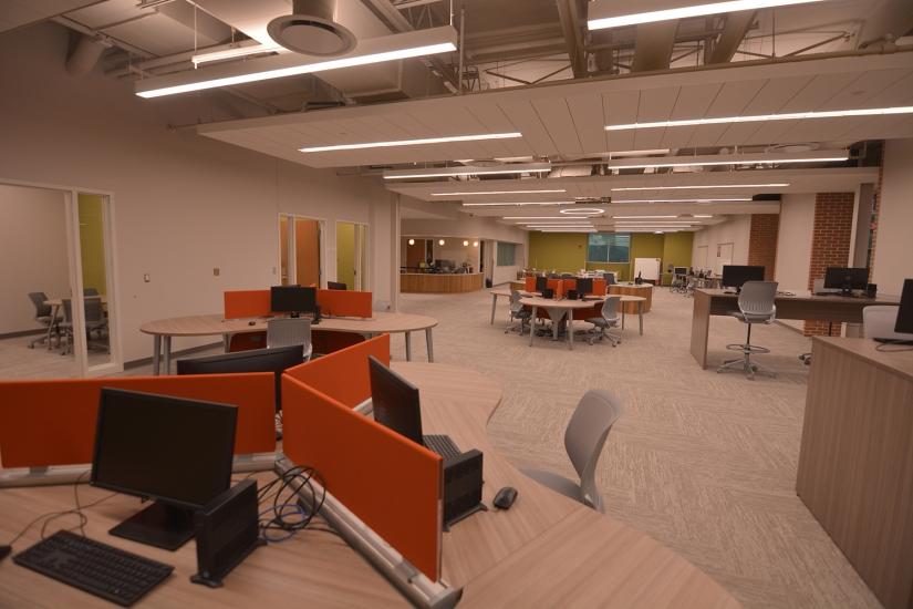  Founders Hall – Student Success Center seating area and open computer lab